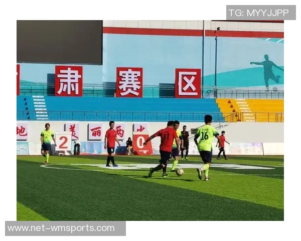 暑假足球盛宴:激情赛场上的青春梦想与友谊之旅 暑假足球盛宴:激情赛场上的青春梦想与友谊之旅